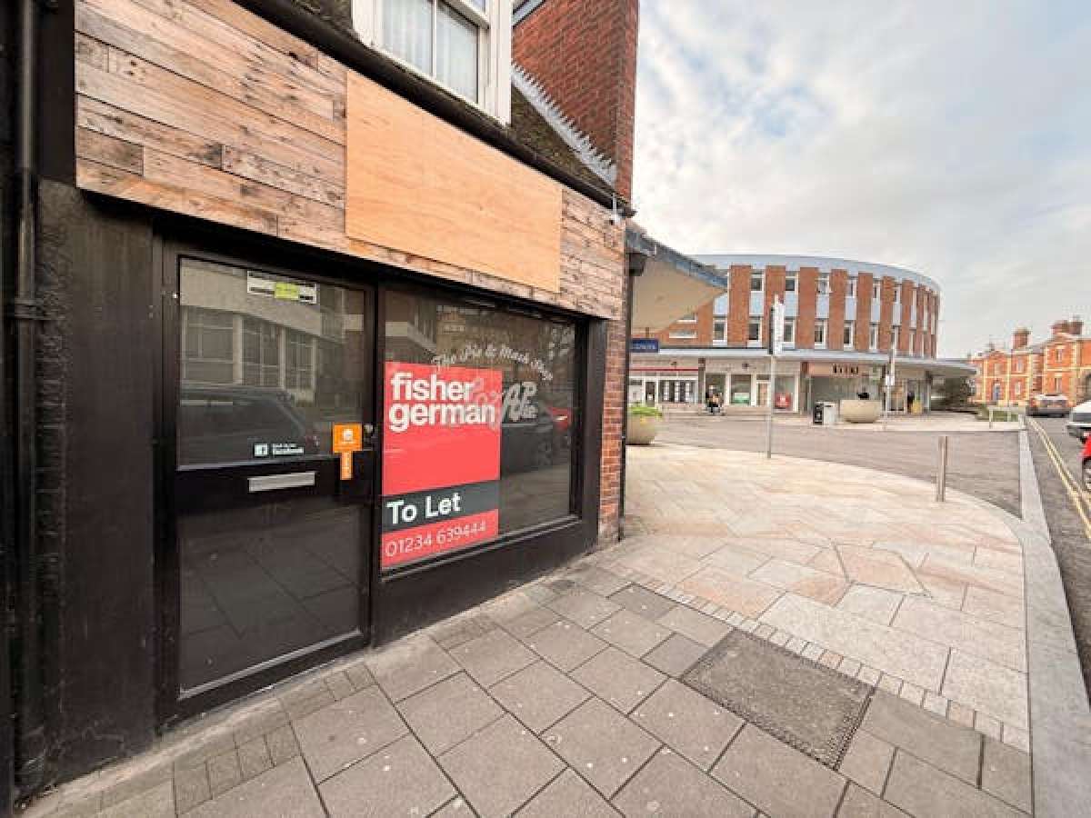 Retail in Bedford
