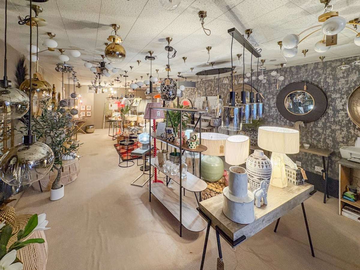 Retail/Shop in Bournemouth - photo 2
