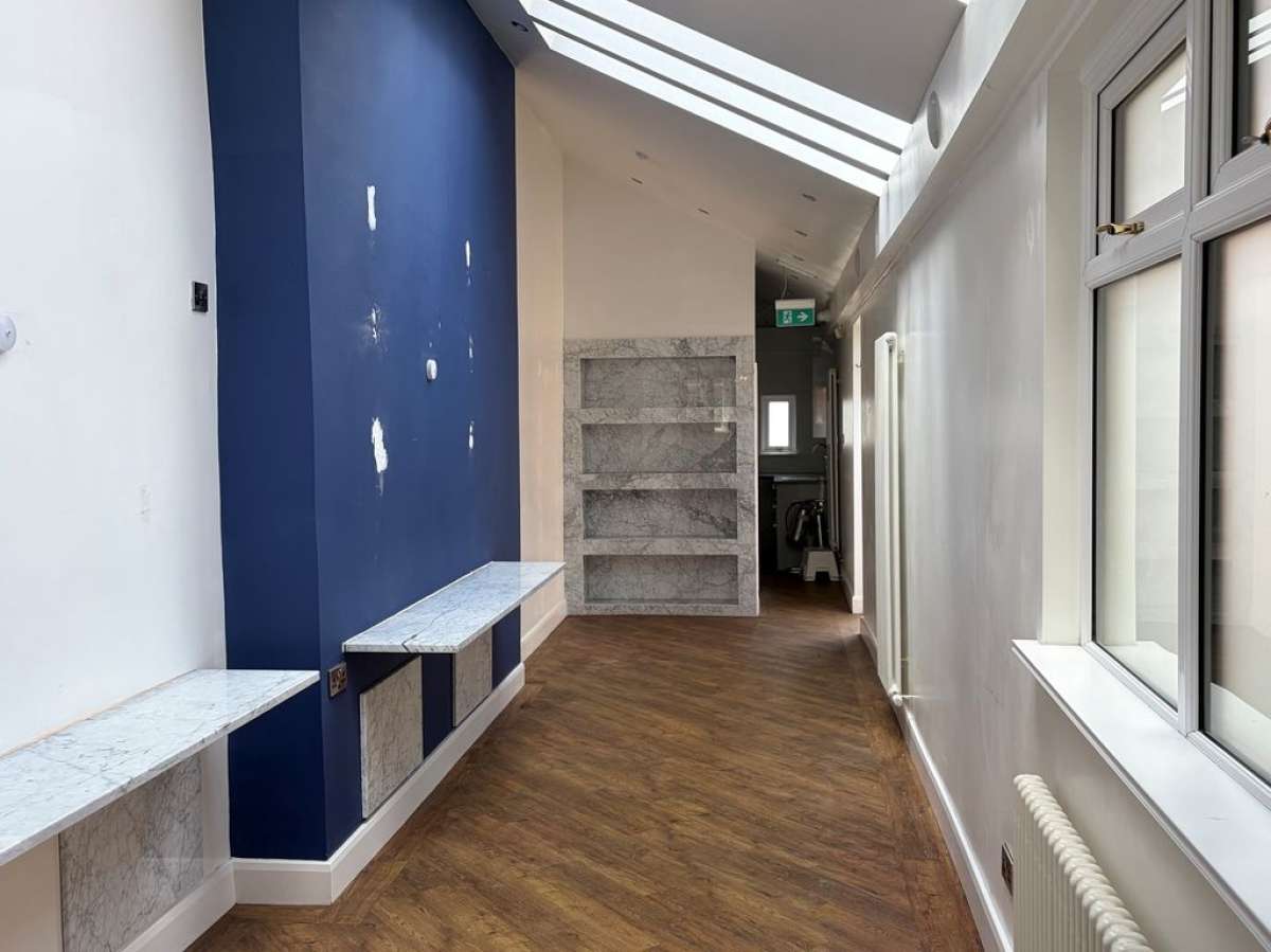 Retail/Shop in Congleton - photo 4