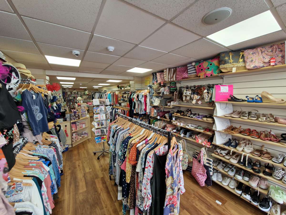 Retail/Shop in Ashbourne - photo 3