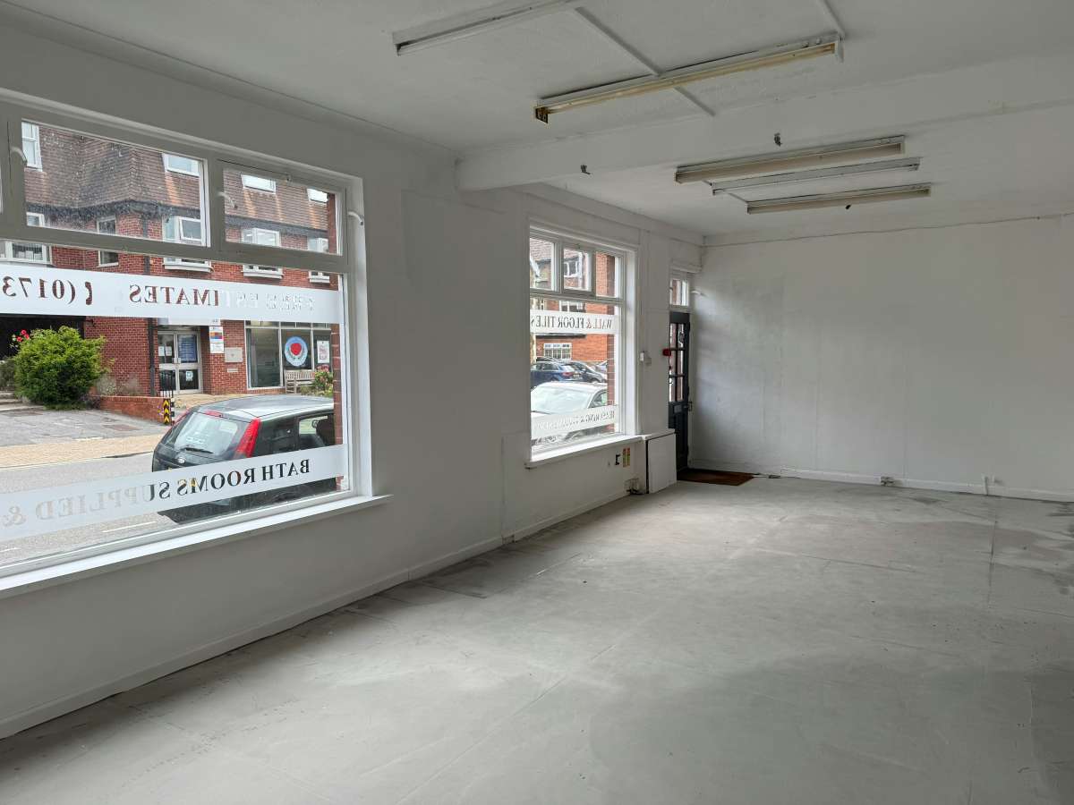 Retail/Shop in Petersfield - photo 2