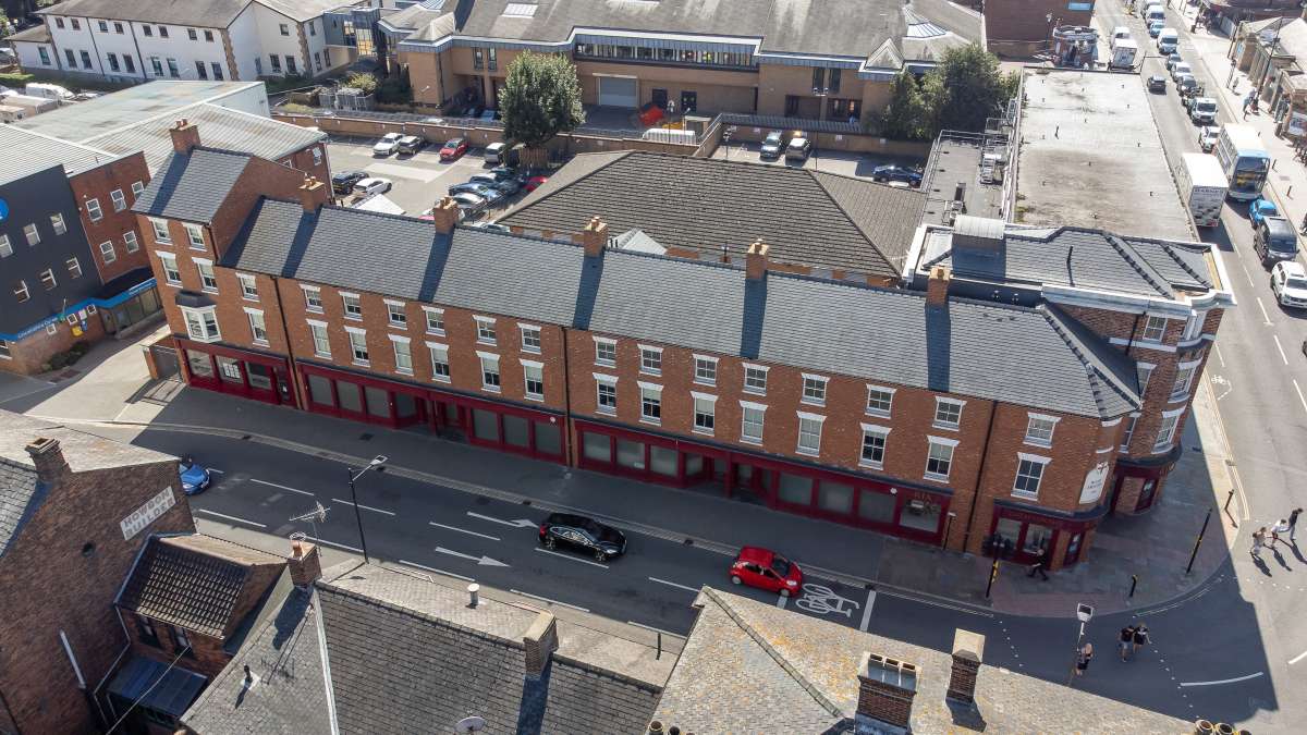 Retail/Shop in Lincoln - photo 4