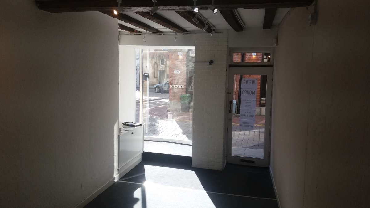 Retail/Shop in Market Harborough - photo 3