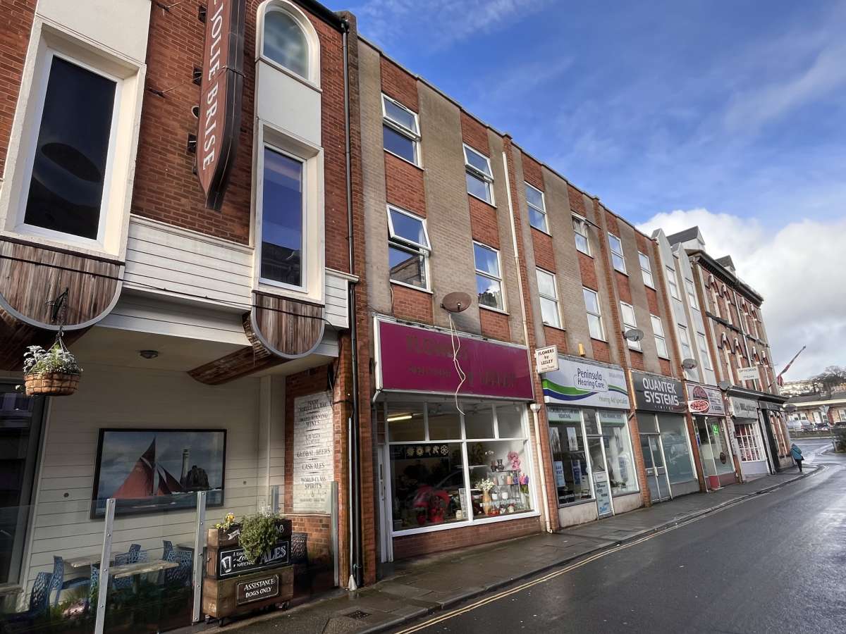 Retail/Shop in Teignmouth - photo 2