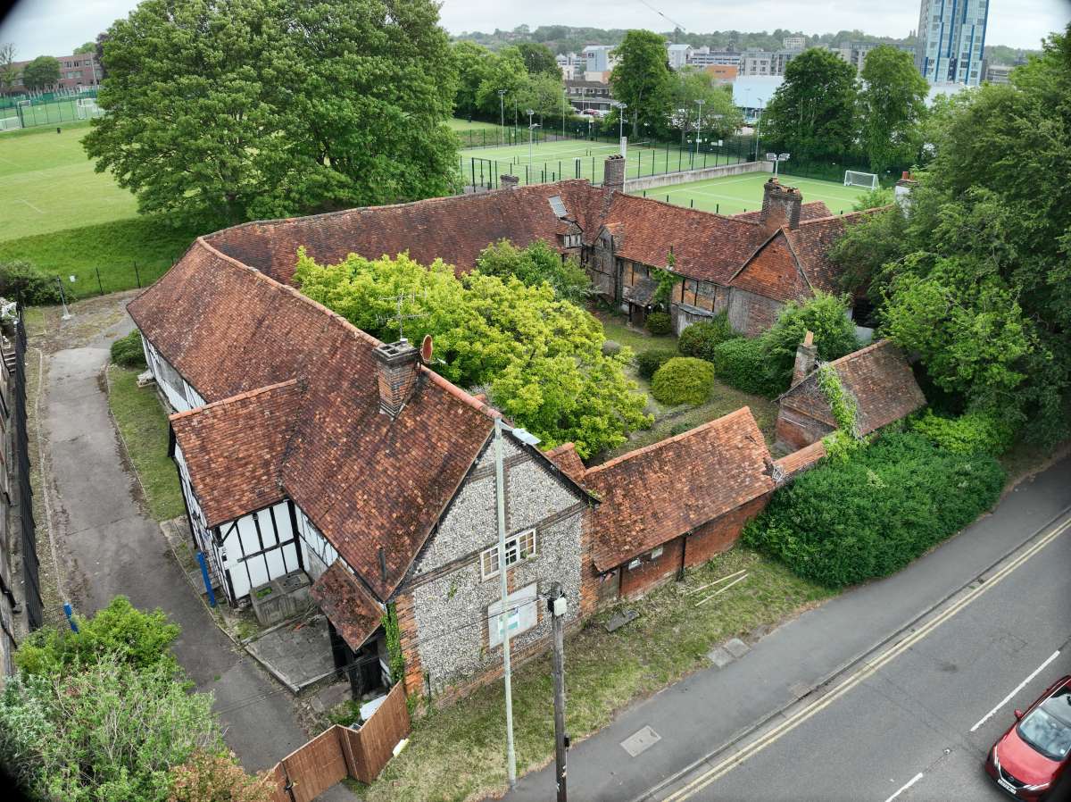 Retail/Shop For Sale, Boxmoor