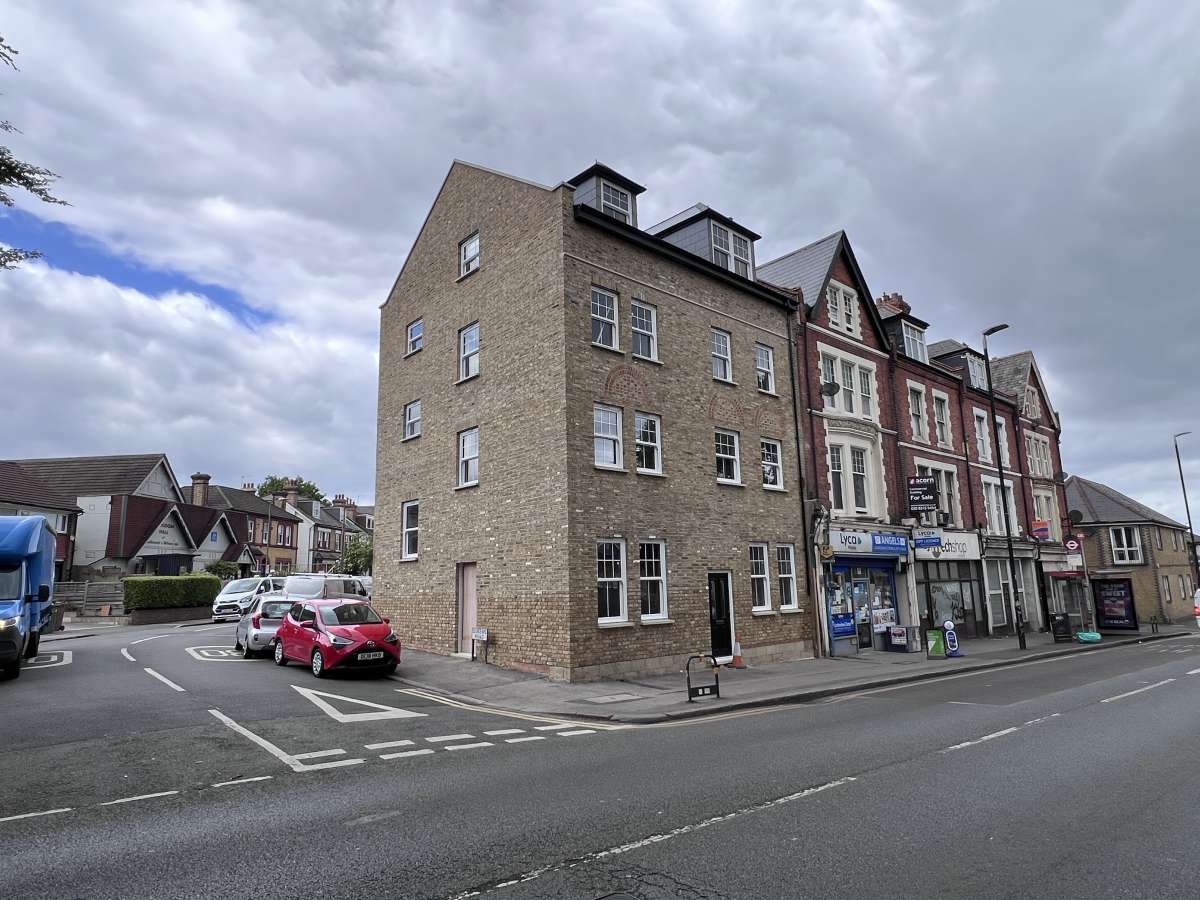 Retail in Wallington