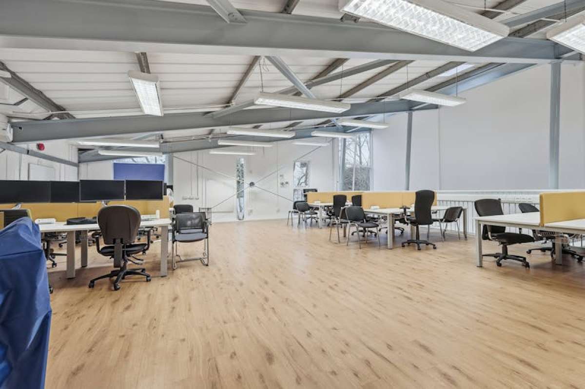 Office in London - photo 2