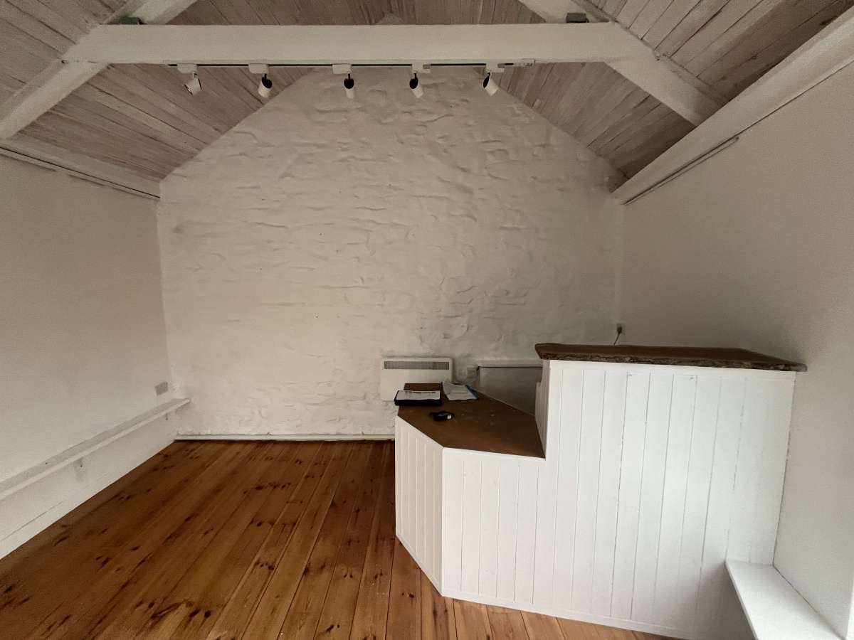 Retail/Shop in Helston - photo 2