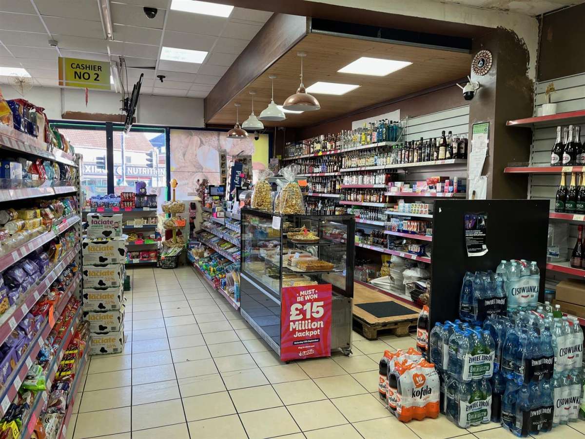Retail/Shop in Peterborough - photo 4