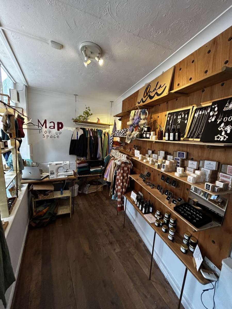 Retail/Shop in Exeter - photo 2