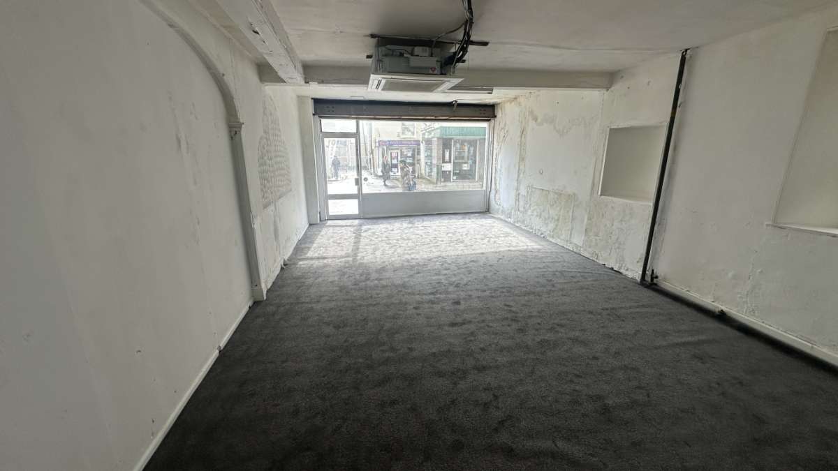Retail/Shop in Penzance - photo 3