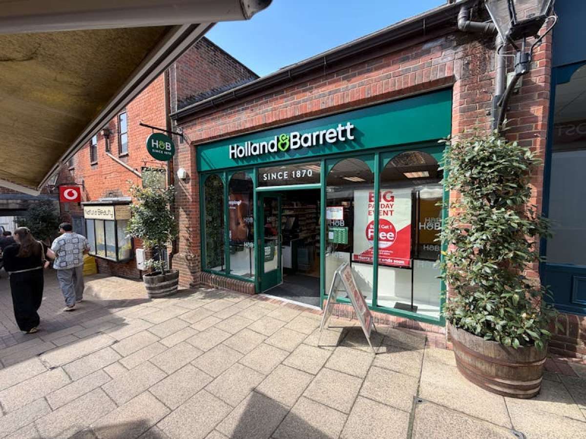 Retail/Shop To Let, Alton, Hampshire