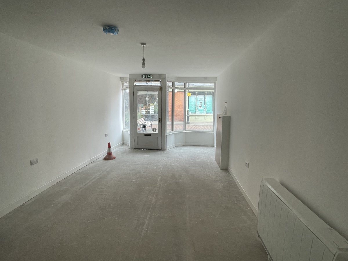 Retail/Shop To Let, Retford, Nottinghamshire