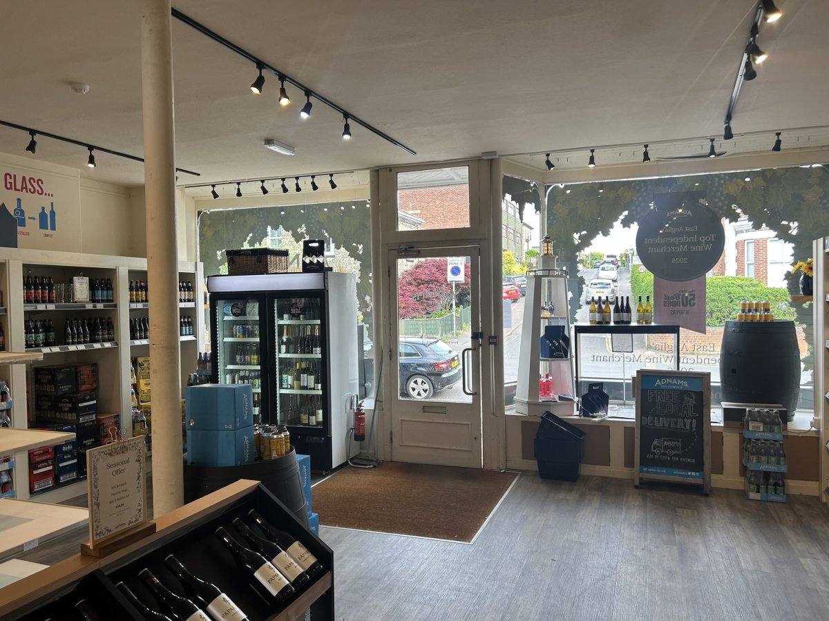 Retail/Shop in Norwich - photo 2