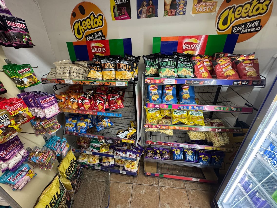 Retail/Shop in Bournemouth - photo 4