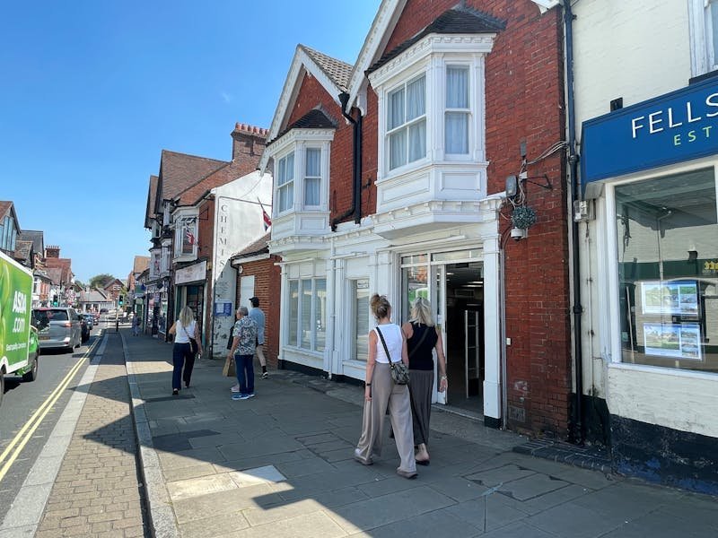 Retail/Shop To Let, Lyndhurst, Hampshire