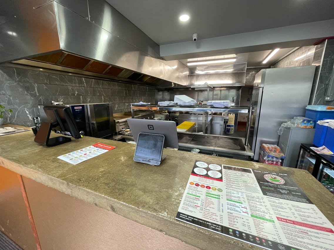 Retail/Shop in Broadstone - photo 4
