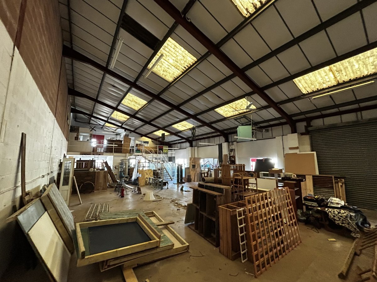 Retail/Shop in Ottery St. Mary - photo 3