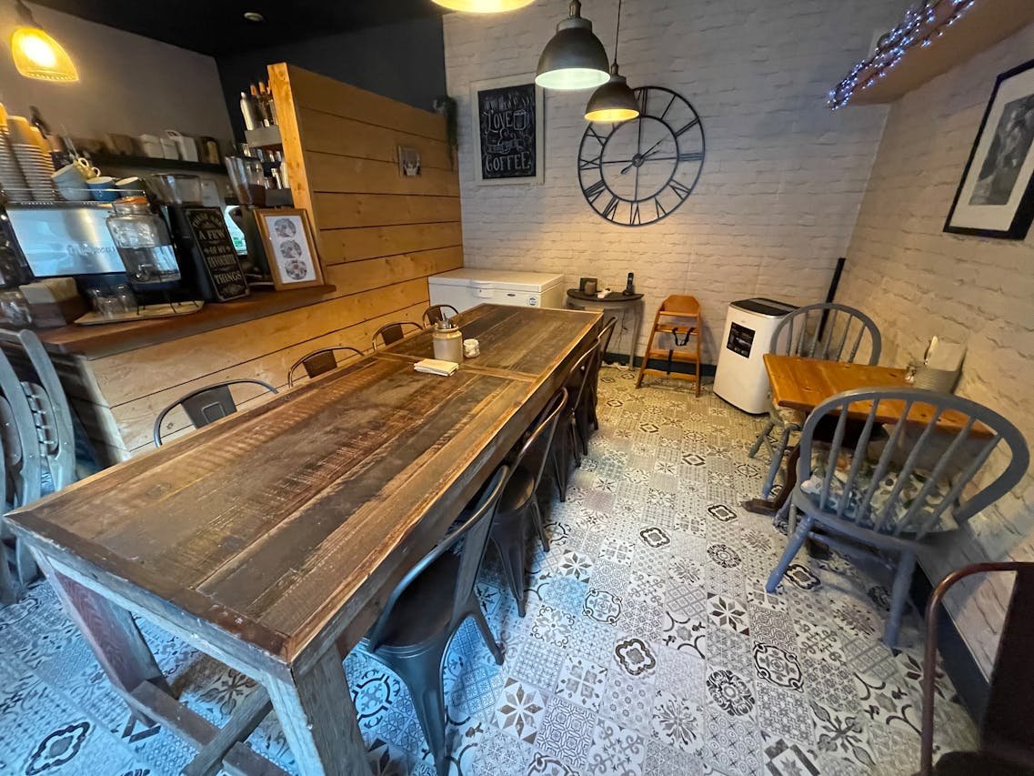 Retail/Shop in Blandford - photo 2