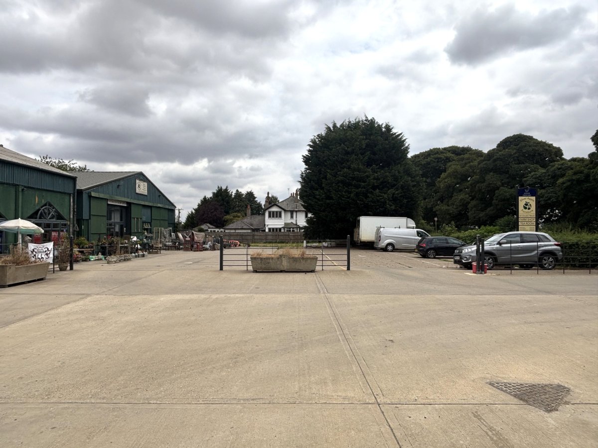Retail/Shop in Buckminster - photo 4