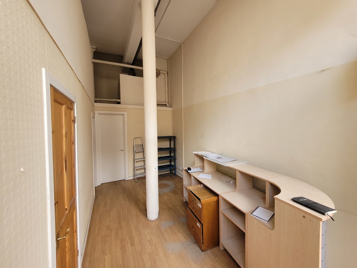 Retail/Shop in Glasgow - photo 2