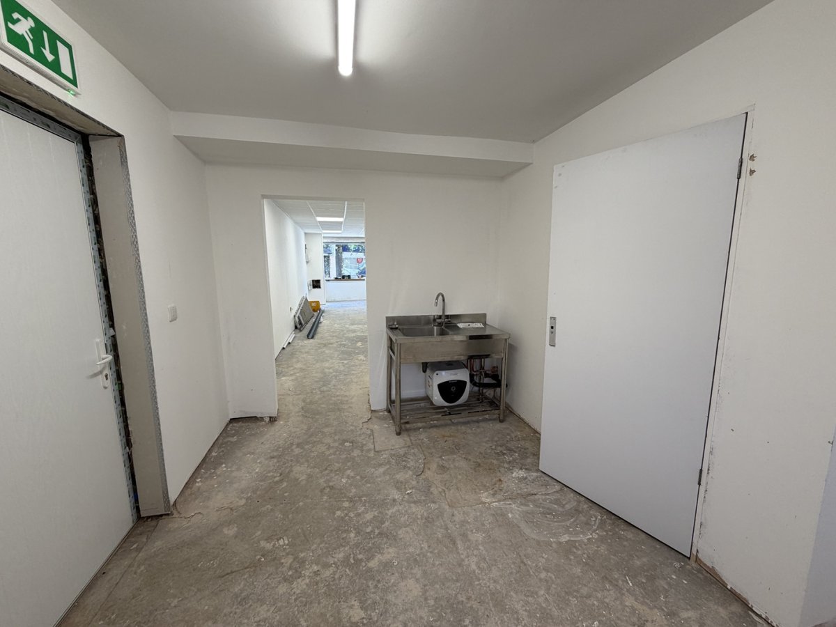 Retail/Shop in Belper - photo 4