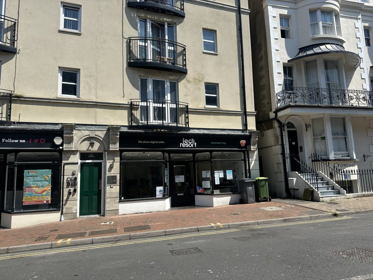 Retail/Shop in Eastbourne - photo 2