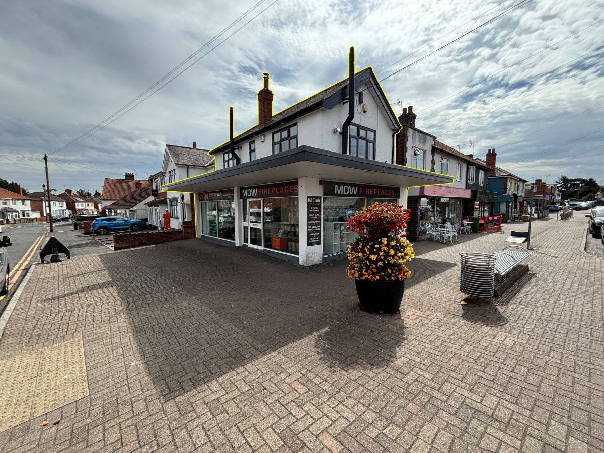 Retail/Shop For Sale, Leicester, Leicestershire