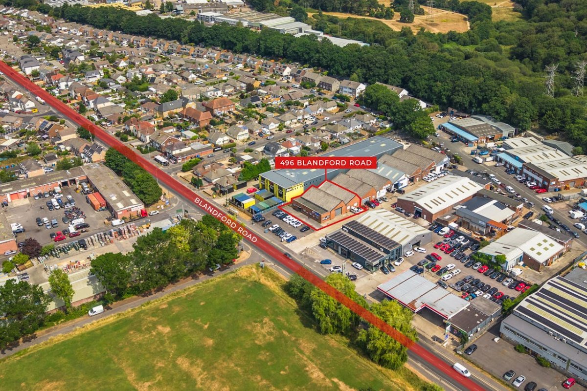 Retail/Shop To Let, Poole, Dorset