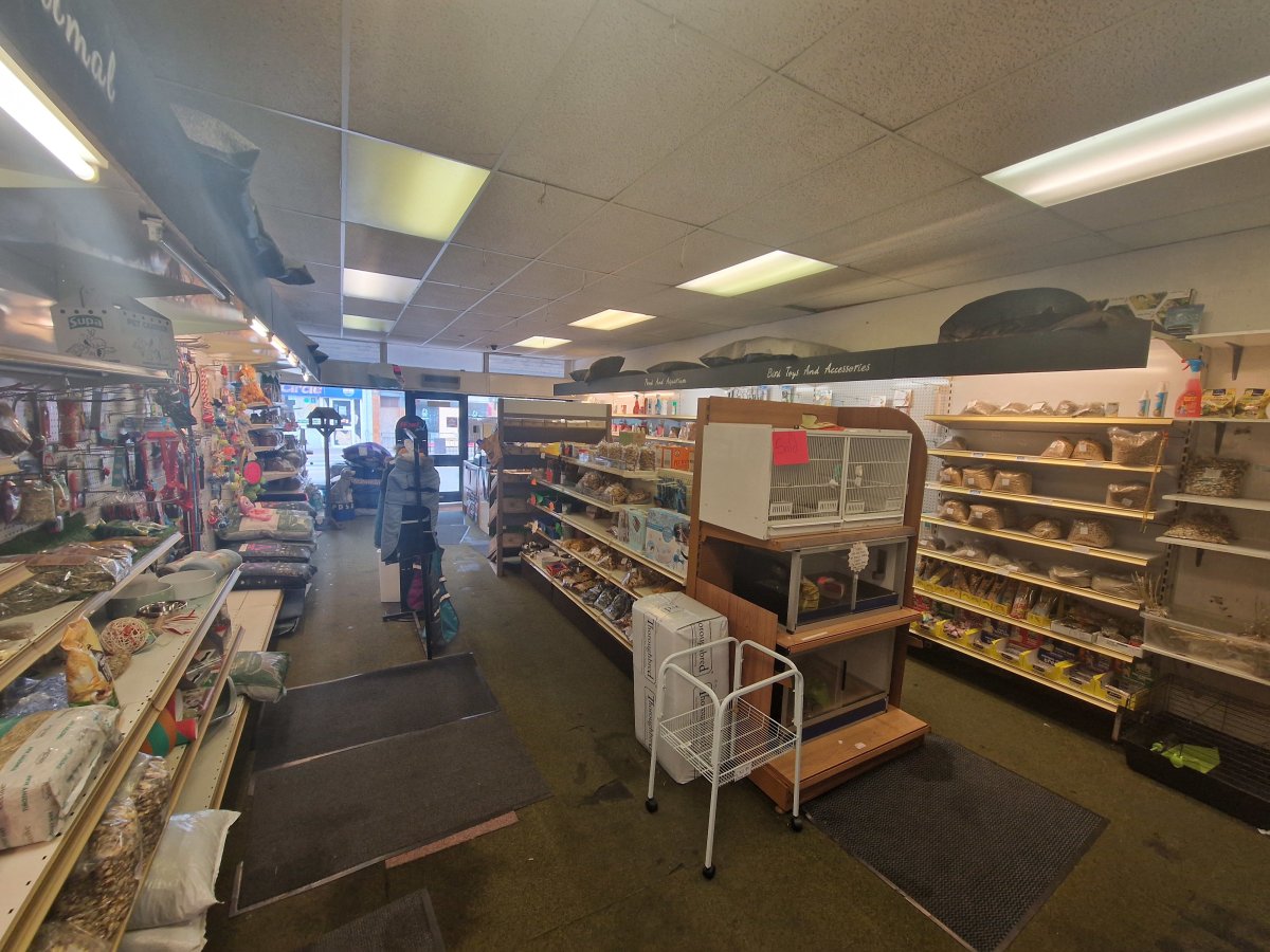 Retail/Shop in Arnold - photo 3