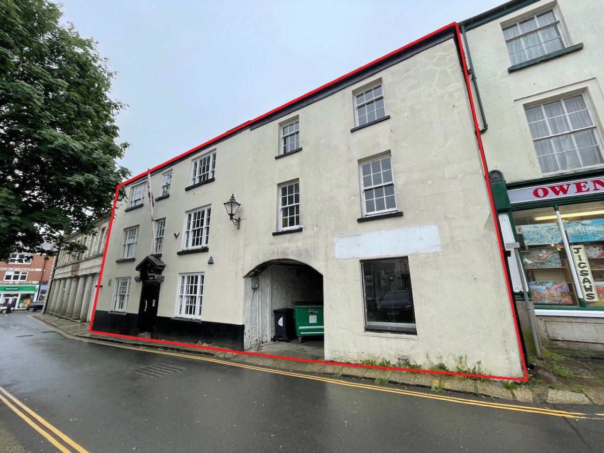 Retail/Shop For Sale, Tavistock, Devon