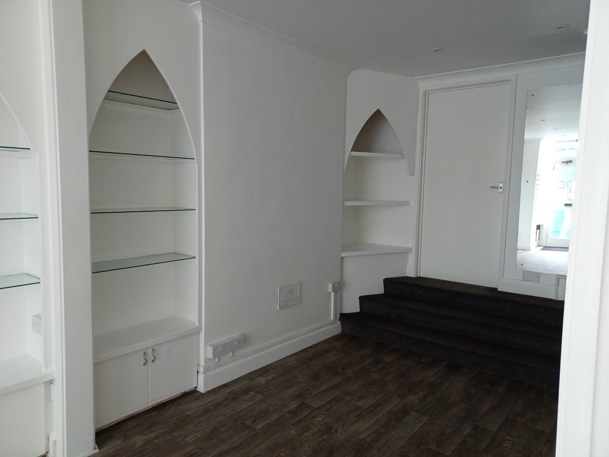 Retail/Shop in Exeter - photo 3
