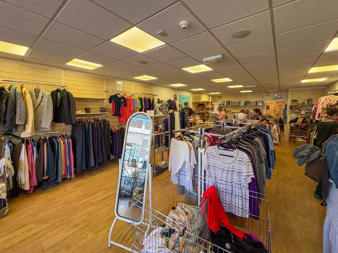 Retail/Shop in Bournemouth - photo 2