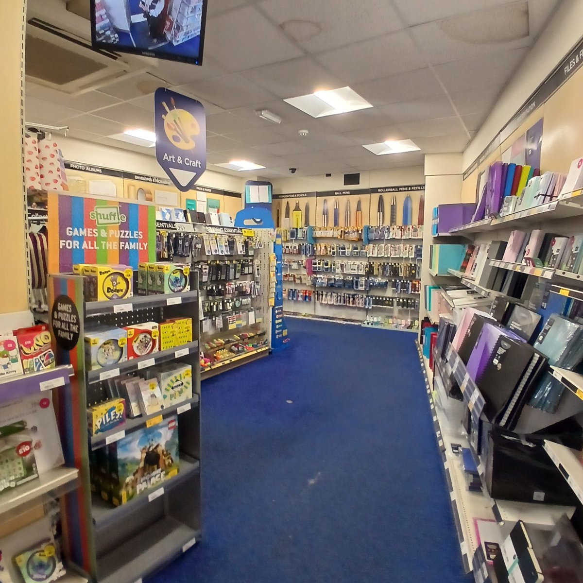 Retail/Shop in Buckingham - photo 2