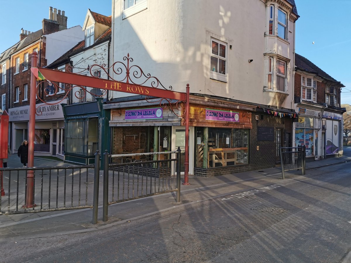 Retail/Shop in Great Yarmouth - photo 4