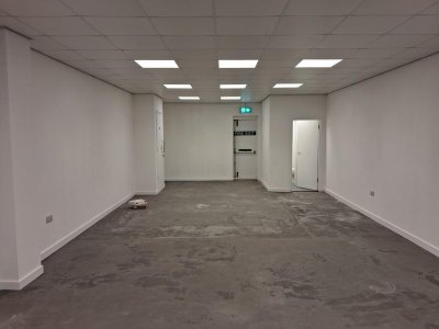 Retail/Shop in Sutton Coldfield - photo 2