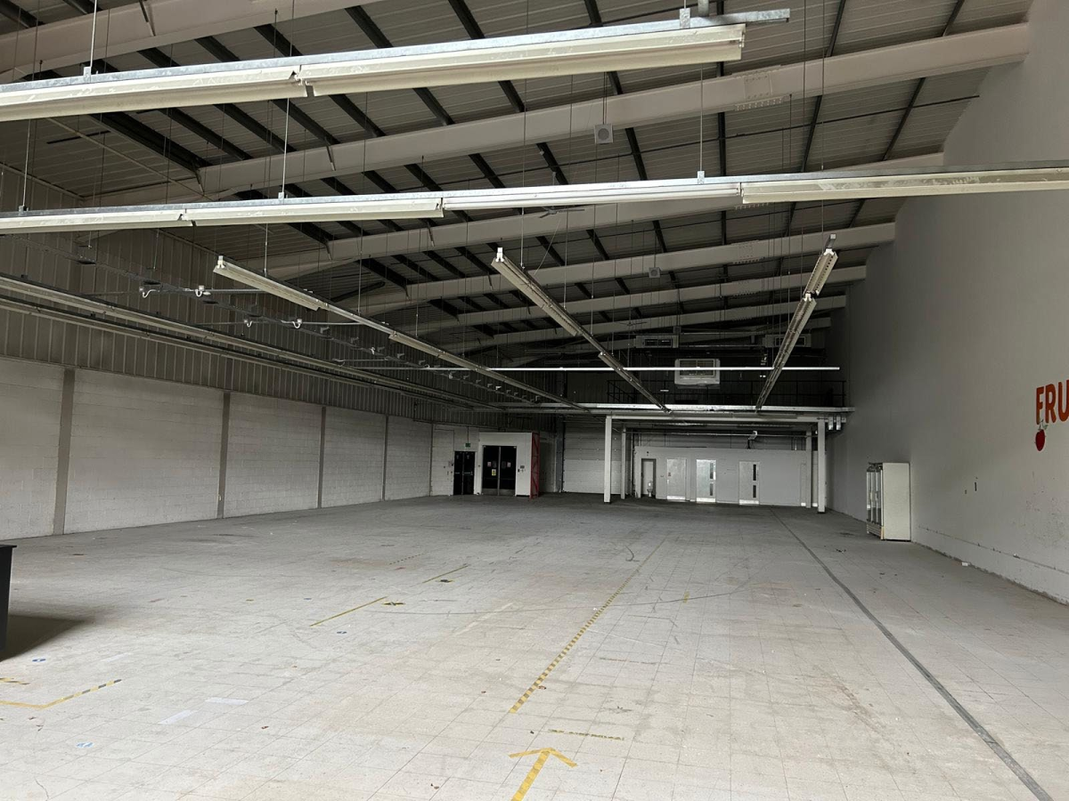Retail/Shop in Telford - photo 2