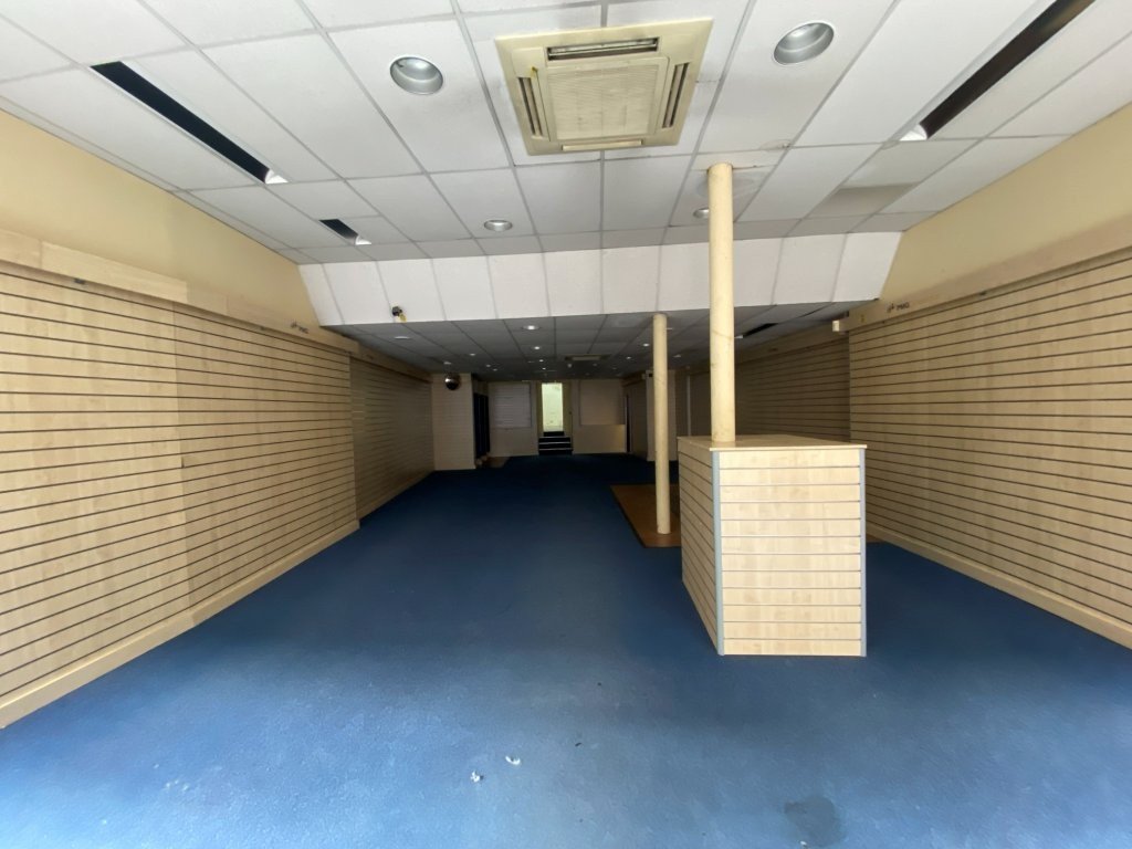 Retail/Shop in Ipswich - photo 3