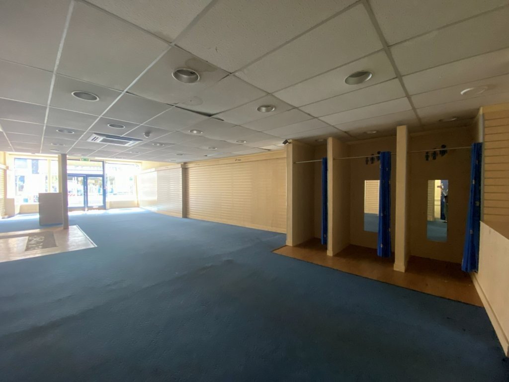 Retail/Shop in Ipswich - photo 4