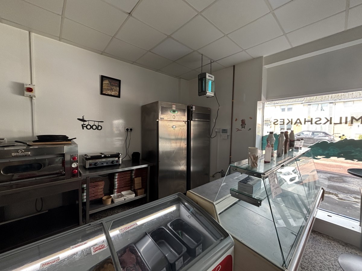 Retail/Shop in Kilmarnock - photo 3