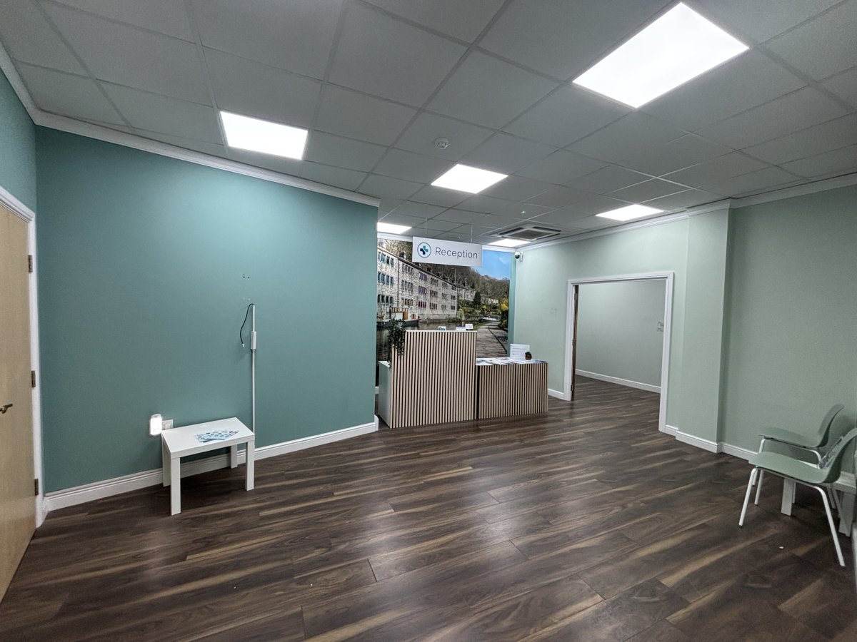 Retail/Shop in Hebden Bridge - photo 2