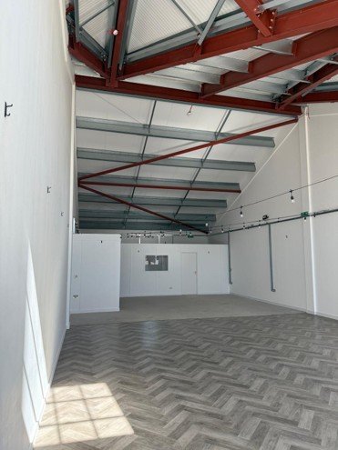 Retail/Shop in Ely - photo 2