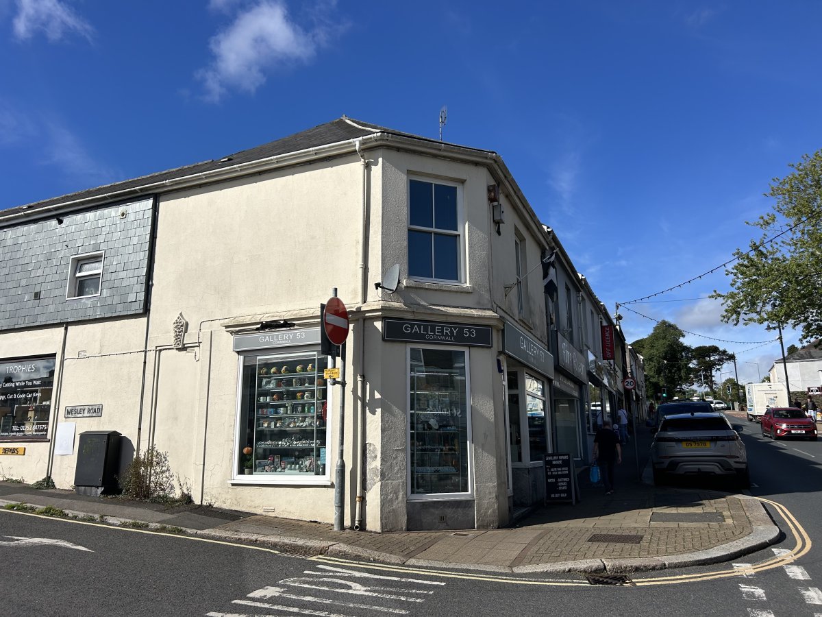 Retail in Saltash