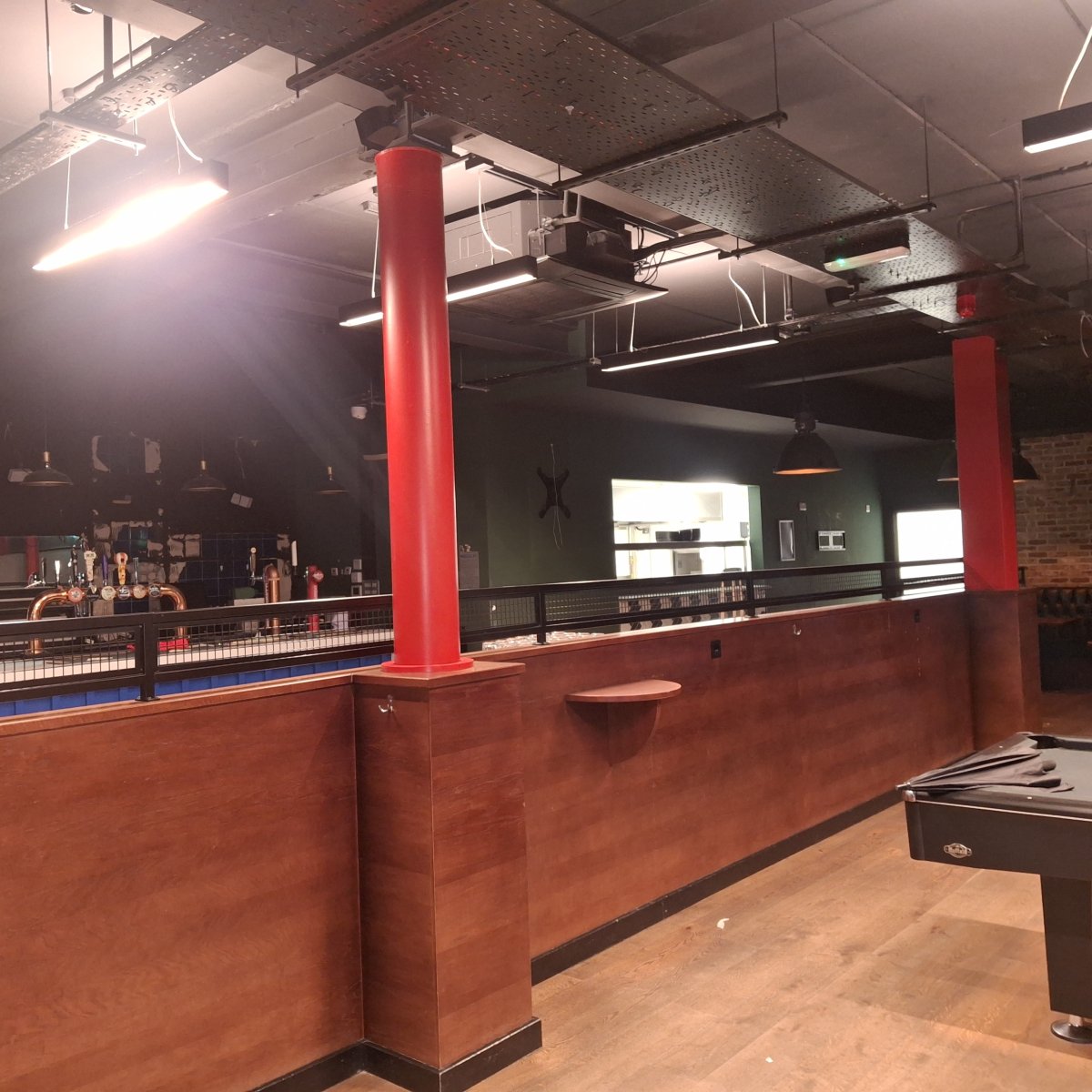 Retail/Shop in Sheffield - photo 3