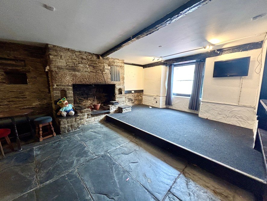 Retail/Shop in Liskeard - photo 2