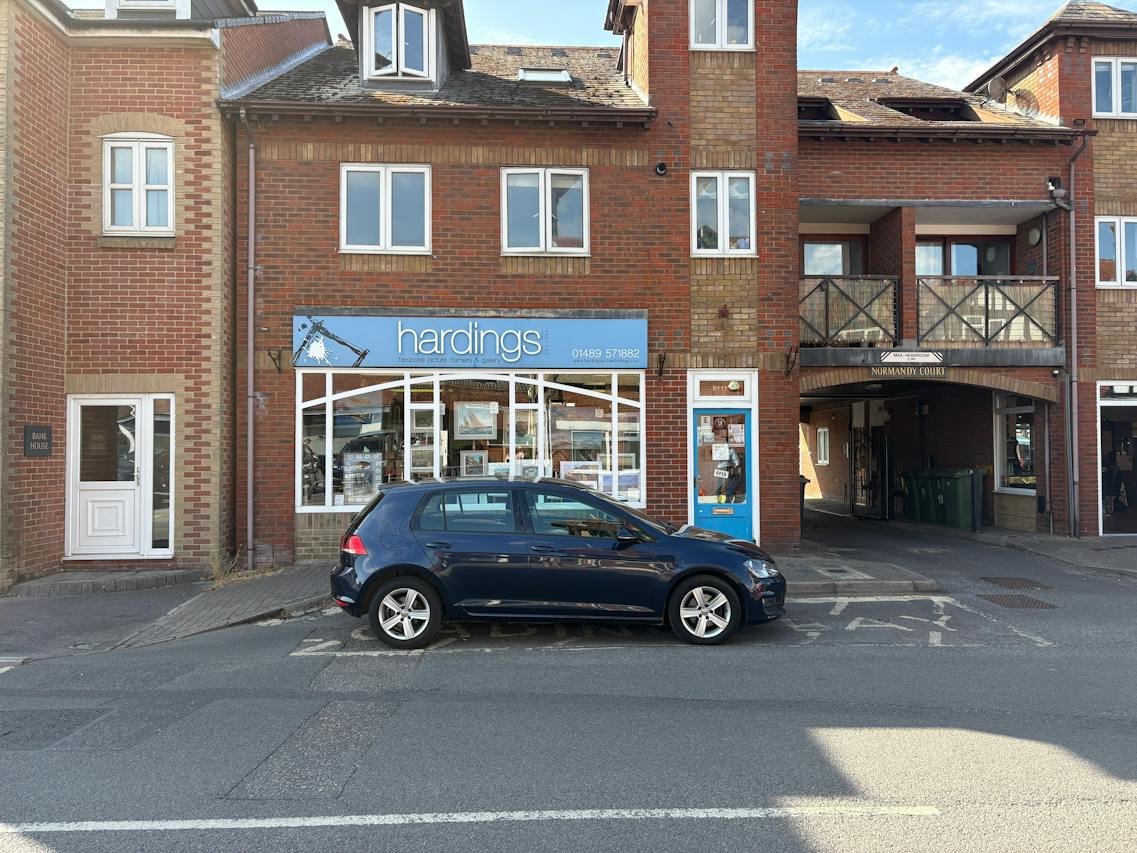 Retail/Shop For Sale, Southampton, Hampshire