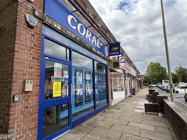 Retail/Shop To Let, Winchester, Hampshire