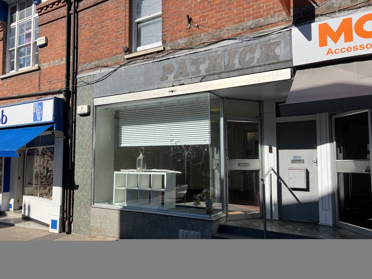Retail in Blandford Forum