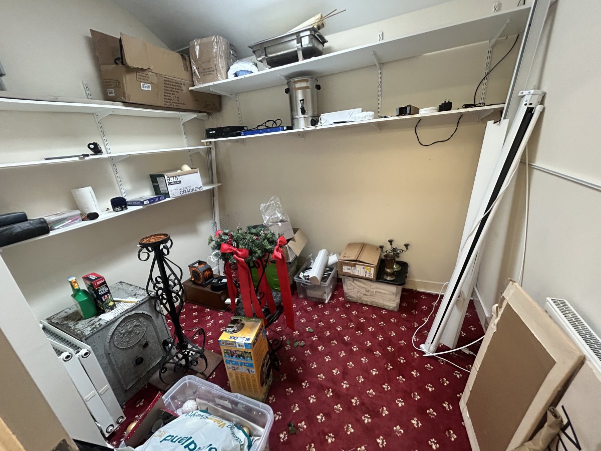 Retail/Shop in Pontypridd - photo 4