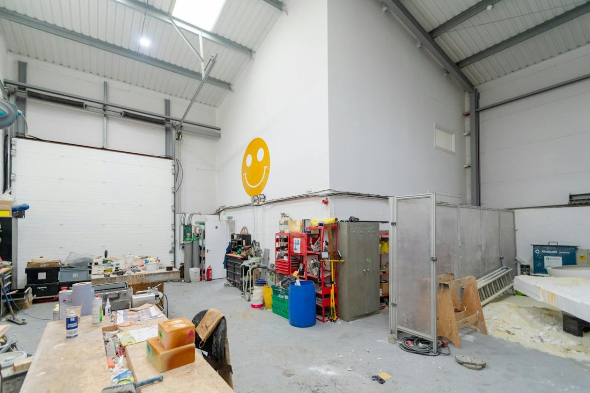 Retail/Shop in Wimborne - photo 2